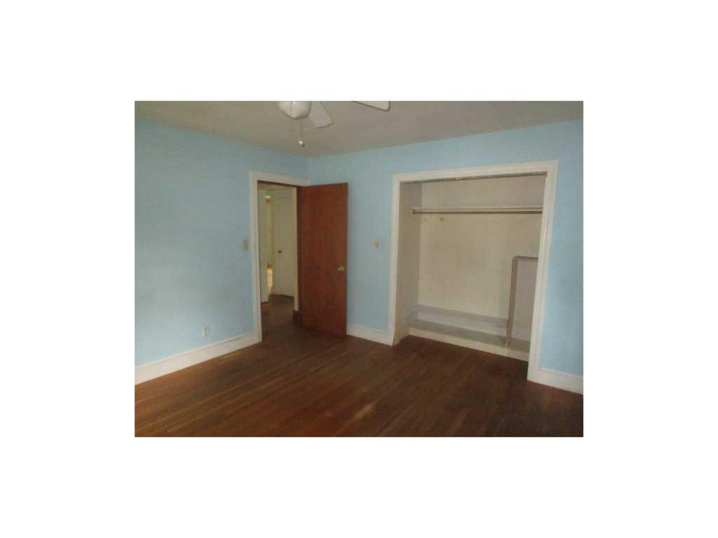162 Thomas St, Woonsocket, RI 02895 photo 8