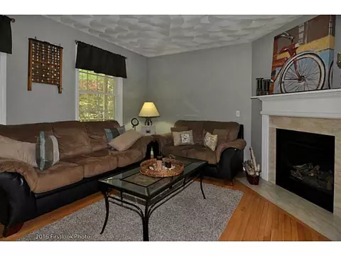 1 Balcom Rd, Foster, RI 02825 photo 8
