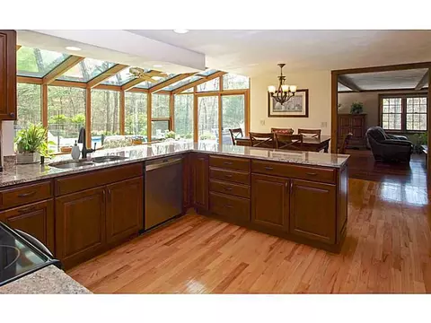165 Plain St, Rehoboth, MA 02769 photo 7