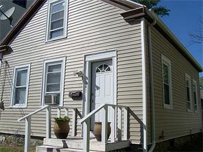 141 Cato St, Woonsocket, RI 02895 photo 2