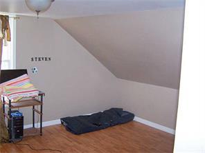 141 Cato St, Woonsocket, RI 02895 photo 10