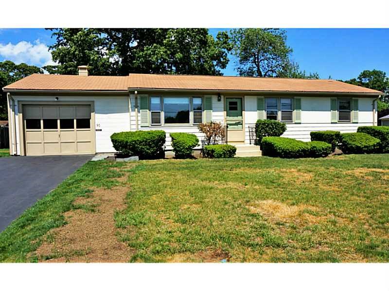91 Grassmere St, Warwick, RI 02889 photo 1