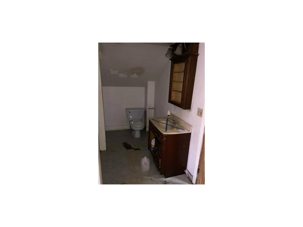 369 Orms St, Providence, RI 02908 photo 7