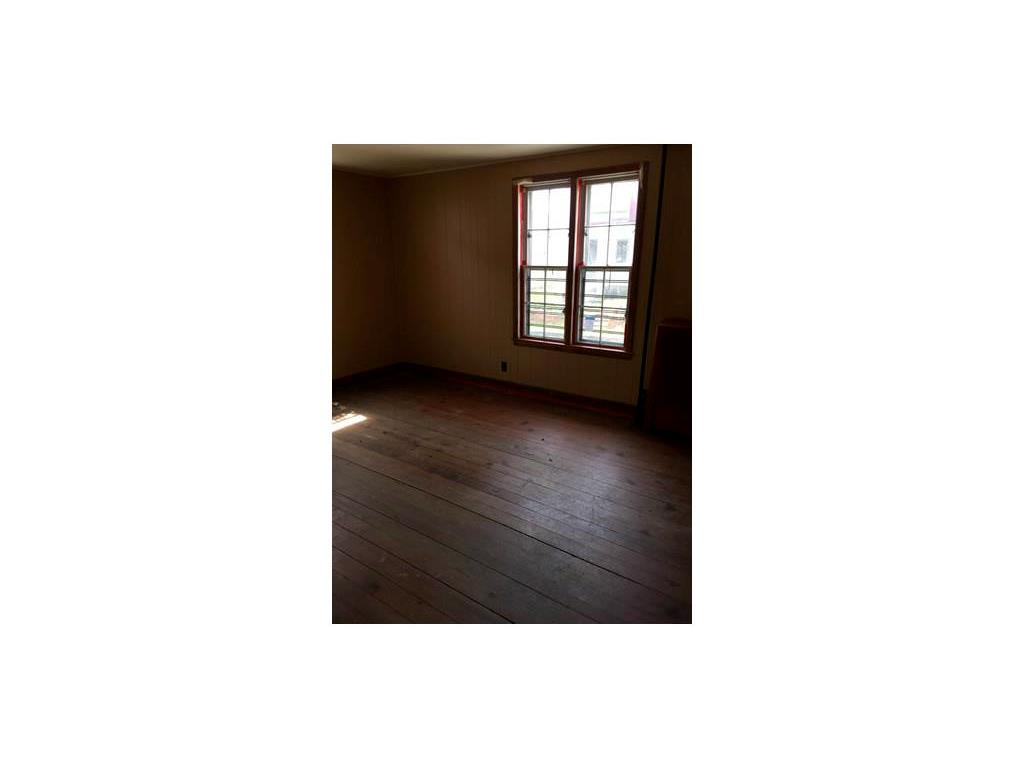 369 Orms St, Providence, RI 02908 photo 5