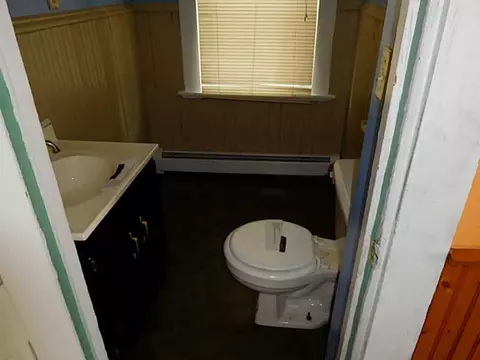 32 Bentley St, Woonsocket, RI 02895 photo 12