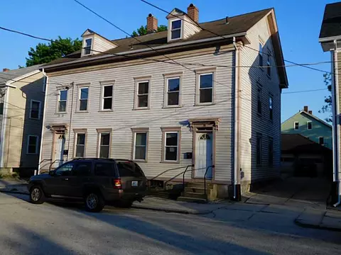 32 Bentley St, Woonsocket, RI 02895 photo 1