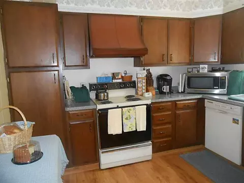 12 Mayfair Rd, Warwick, RI 02888 photo 6