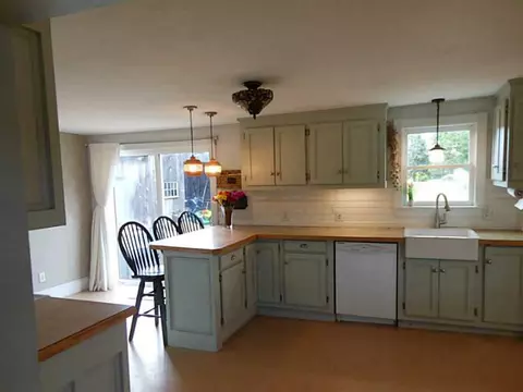 112 Saw Mill Hill Rd, Killingly, CT 06239 photo 4