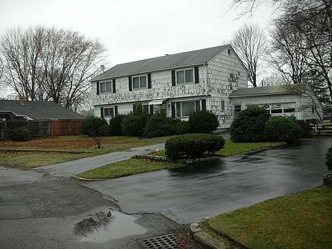 126 Gorham Ave, Warwick, RI 02886 photo 2