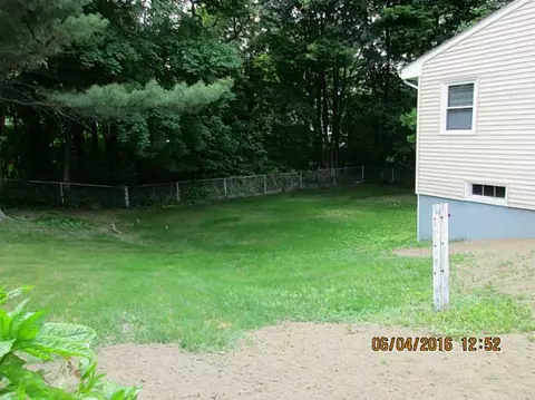 729 Elm St, Woonsocket, RI 02895 photo 16