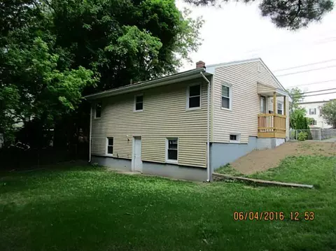 729 Elm St, Woonsocket, RI 02895 photo 15
