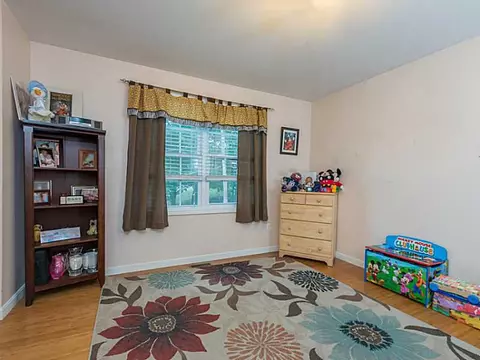 215 Roberts St, Woonsocket, RI 02895 photo 15