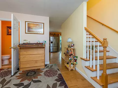 215 Roberts St, Woonsocket, RI 02895 photo 8