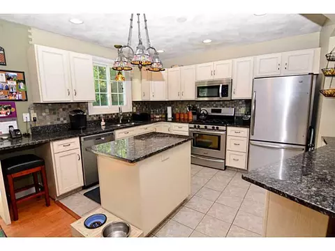 44 Fatima Rd, Warwick, RI 02886 photo 8