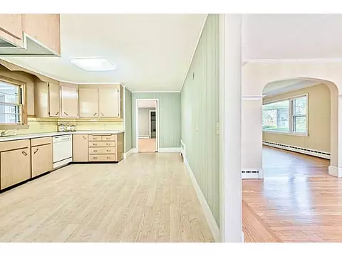 120 Balcom Ave, Warwick, RI 02889 photo 10