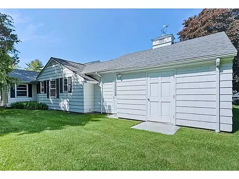 120 Balcom Ave, Warwick, RI 02889 photo 24