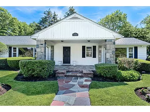 120 Balcom Ave, Warwick, RI 02889 photo 4