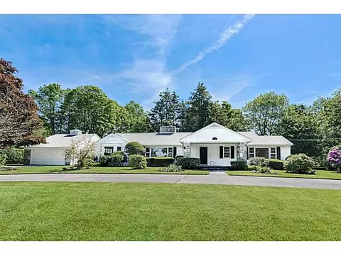 120 Balcom Ave, Warwick, RI 02889 photo 1