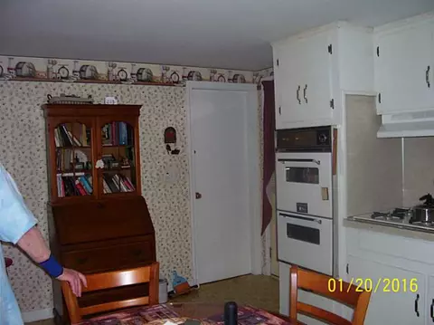182 Morin St, Woonsocket, RI 02895 photo 21