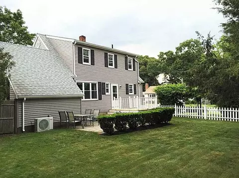4 Potomac Cir, Warwick, RI 02888 photo 6