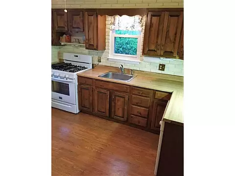 4 Potomac Cir, Warwick, RI 02888 photo 9