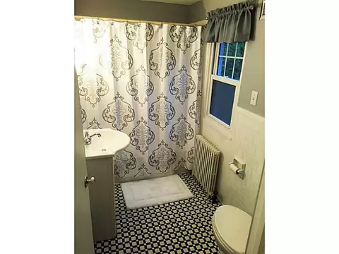 4 Potomac Cir, Warwick, RI 02888 photo 17