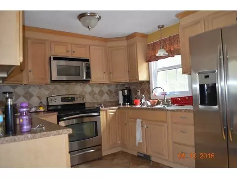 4 Dodd St, Coventry, RI 02816 photo 5