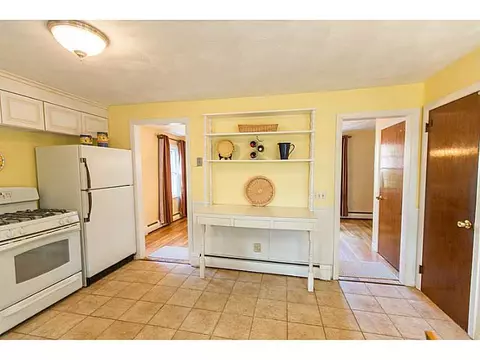 83 Sandro Dr, Warwick, RI 02886 photo 10