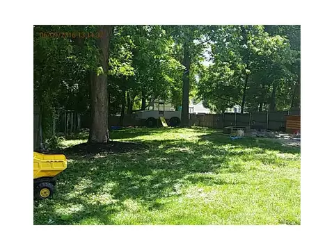 2 Jefferson St, Warwick, RI 02888 photo 3