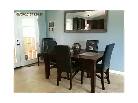 2 Jefferson St, Warwick, RI 02888 photo 6
