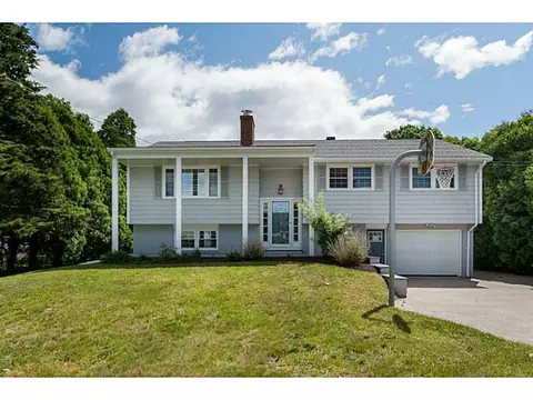 7 David Ave, Westerly, RI 02891 photo 2