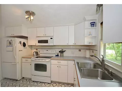33 Evergreen Dr, Exeter, RI 02822 photo 7