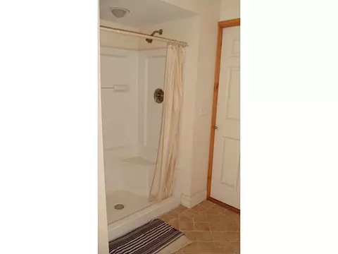 28 Enterprise Rd, Warwick, RI 02886 photo 18