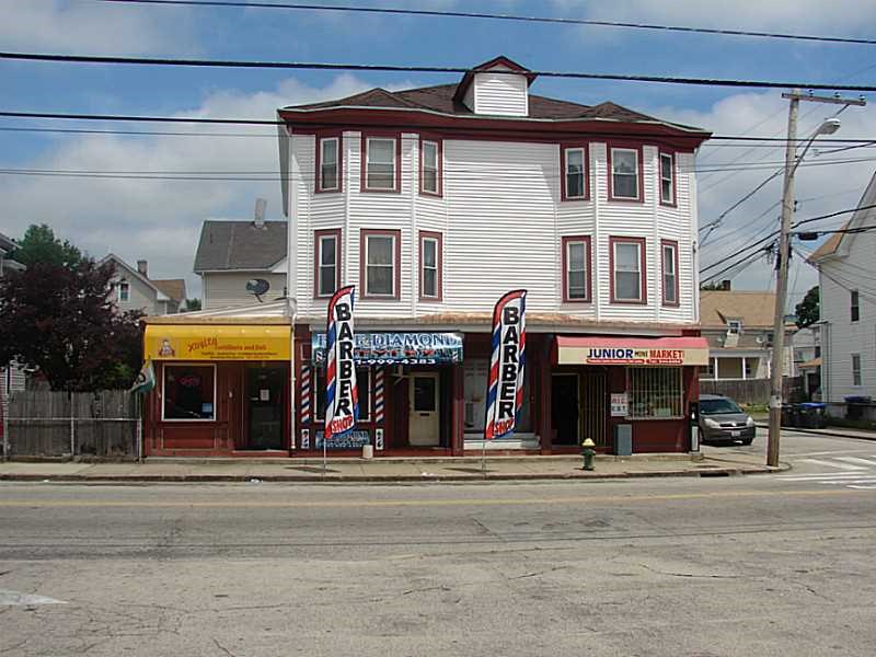 455 Plainfield St, Providence, RI 02909 photo 1
