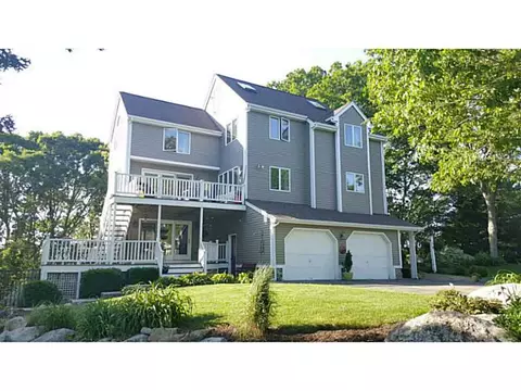 40 Trolley Ln, Westerly, RI 02891 photo 1