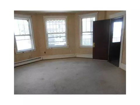 36 Cold Spring Pl, Woonsocket, RI 02895 photo 22