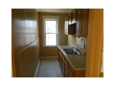 36 Cold Spring Pl, Woonsocket, RI 02895 photo 7