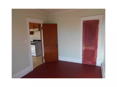 36 Cold Spring Pl, Woonsocket, RI 02895 photo 10