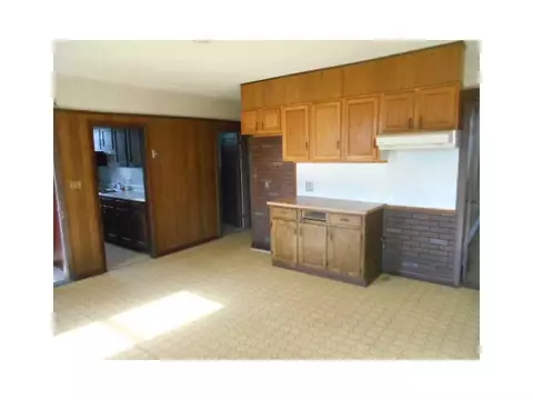 36 Cold Spring Pl, Woonsocket, RI 02895 photo 13