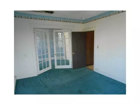 36 Cold Spring Pl, Woonsocket, RI 02895 photo 16