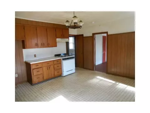 36 Cold Spring Pl, Woonsocket, RI 02895 photo 18