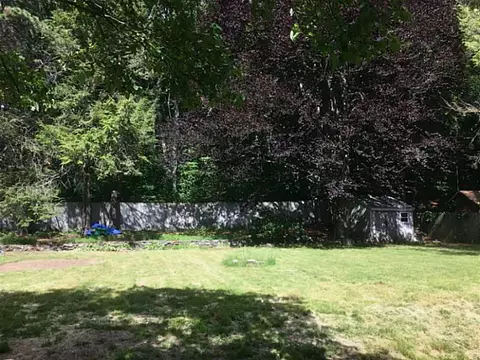 651 Harris Ave, Woonsocket, RI 02895 photo 8
