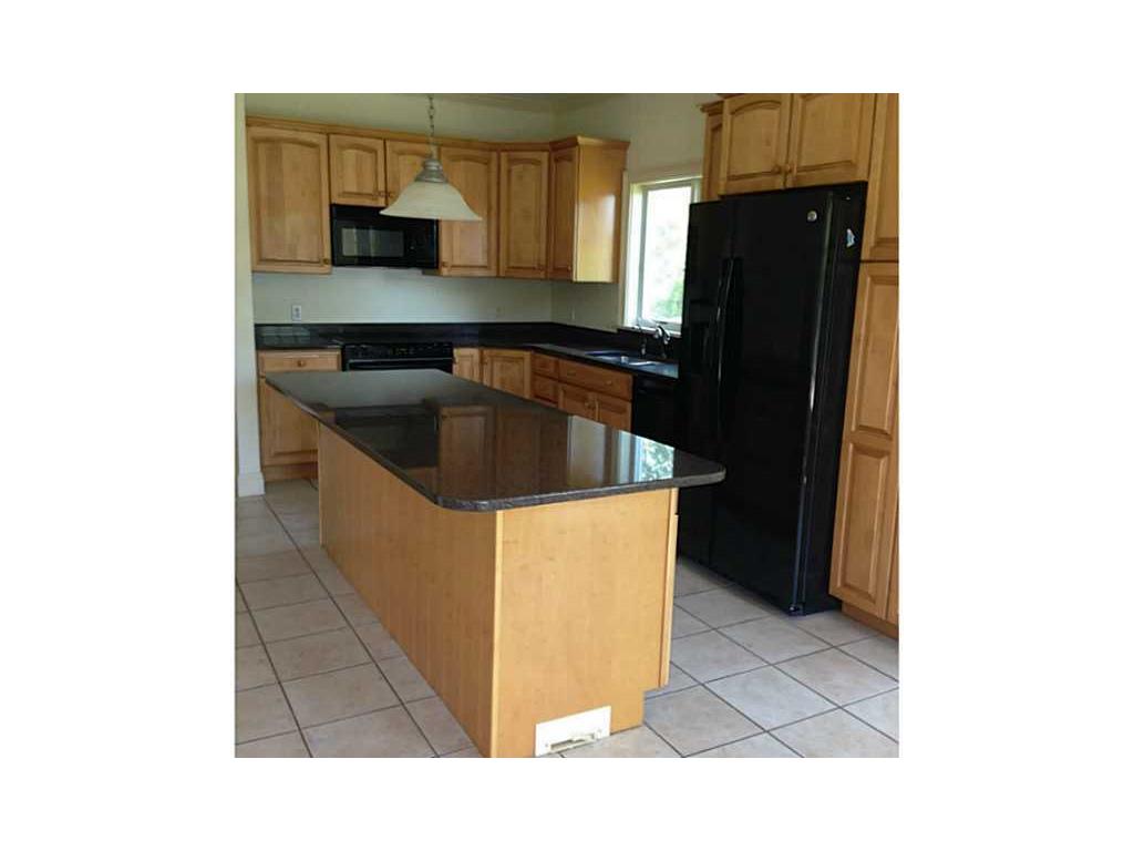 5 Piezzo Dr, Westerly, RI 02891 photo 2