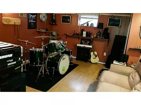 78 Newbury Ave, Woonsocket, RI 02895 photo 9