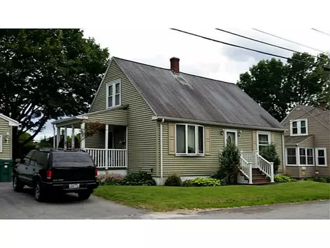 78 Newbury Ave, Woonsocket, RI 02895 photo 10
