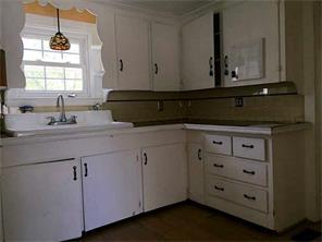 139 Harmony Ct, Warwick, RI 02889 photo 9