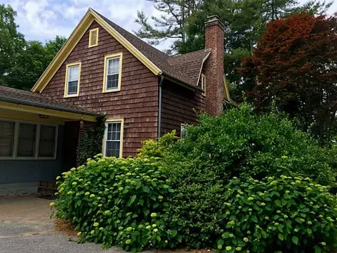 12 Hydro Dr, Westerly, RI 02891 photo 2