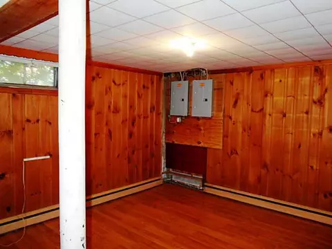 71 Napoleon St, Woonsocket, RI 02895 photo 17