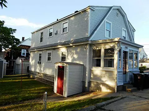 71 Napoleon St, Woonsocket, RI 02895 photo 18