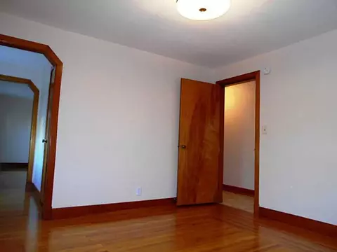71 Napoleon St, Woonsocket, RI 02895 photo 15